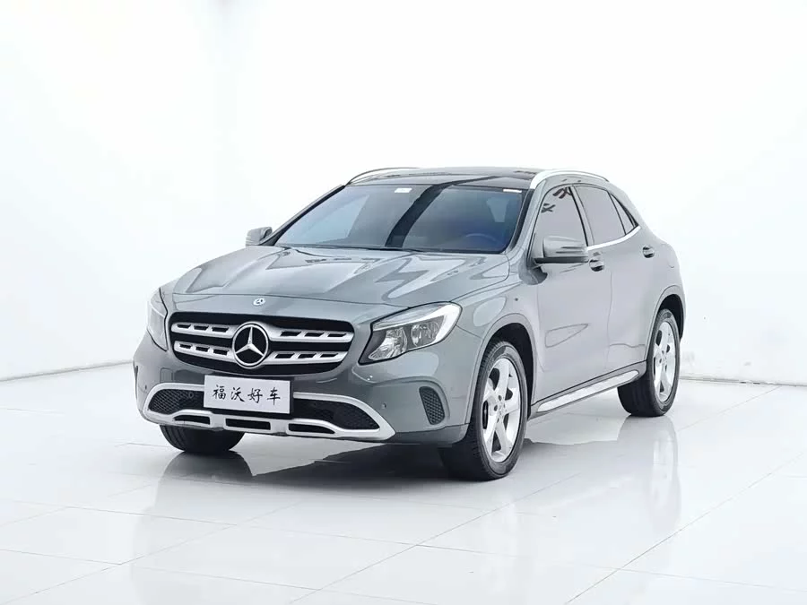 Mercedes Benz GLA
