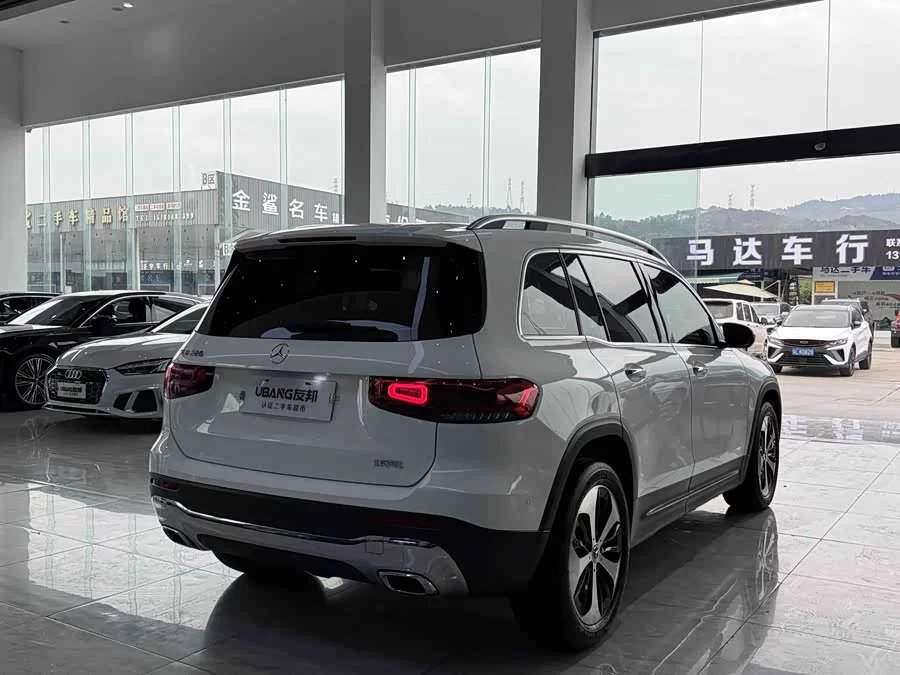 Mercedes Benz GLB
