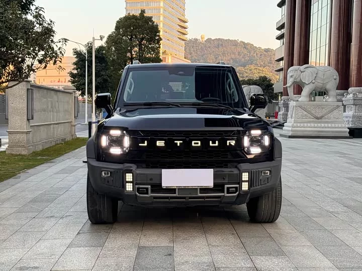 Jetour traveler