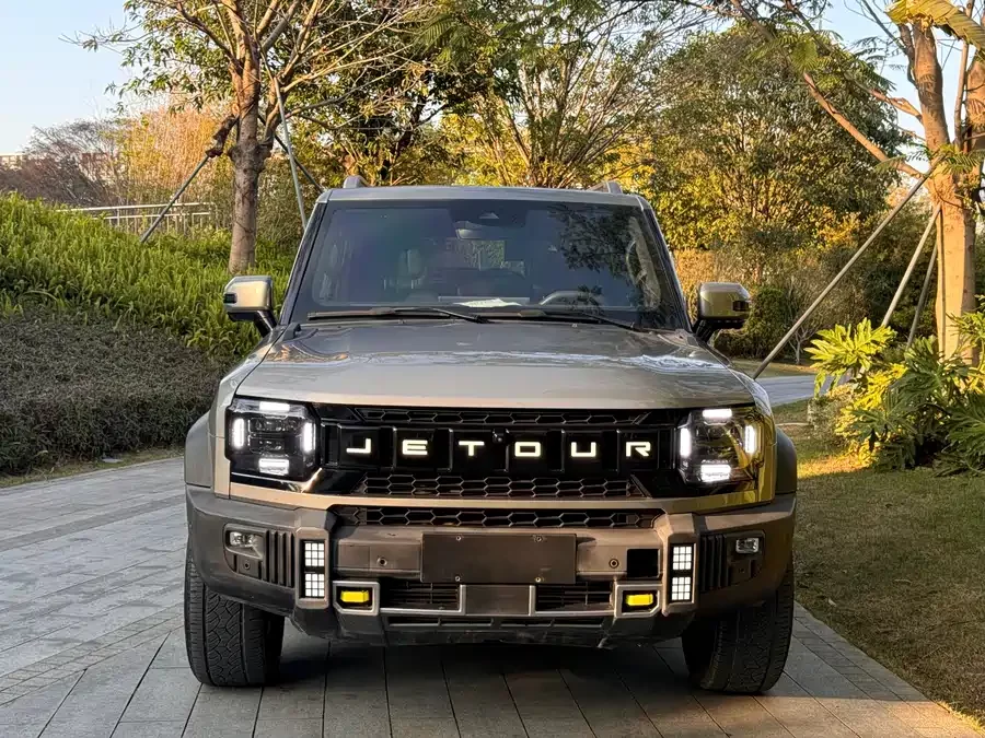 Jetour traveler