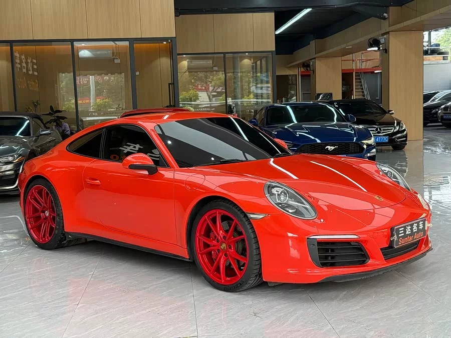 Porsche 911