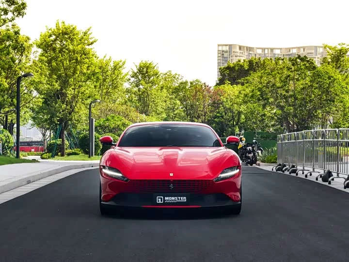 ferrari Roma