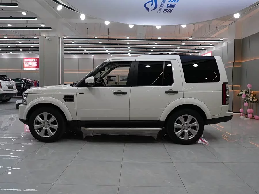 Land Rover finds