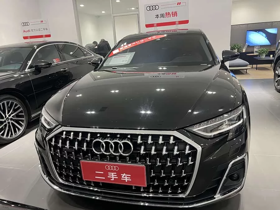 Audi A8