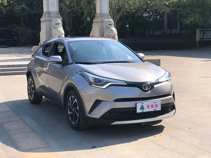 Toyota Yize IZOA