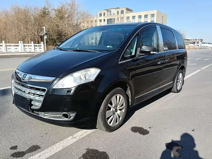Nazhijie Da 7 MPV