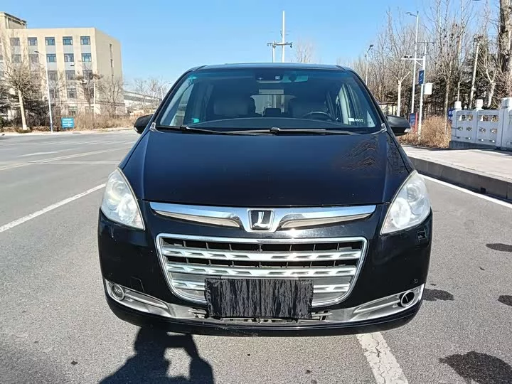 Nazhijie Da 7 MPV
