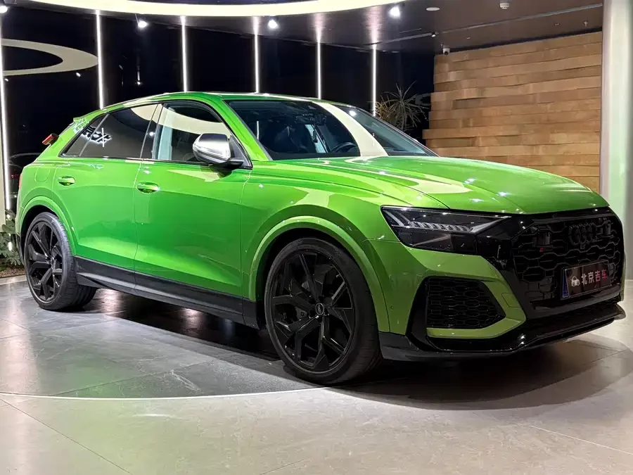Audi RS Q8