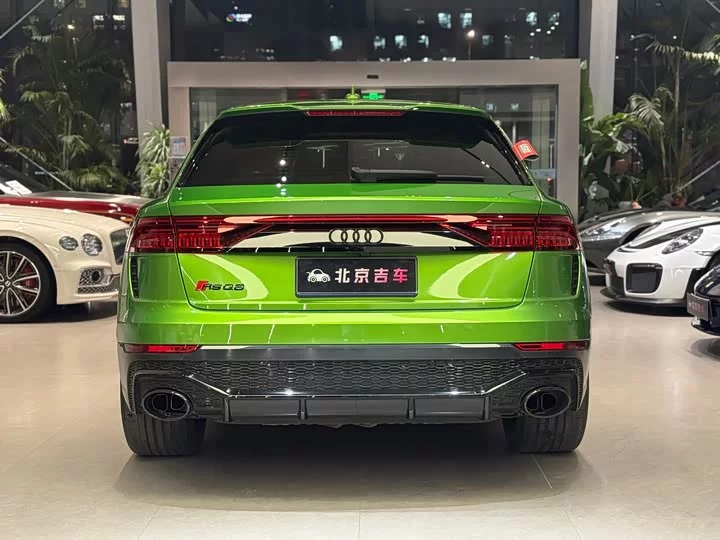 Audi RS Q8