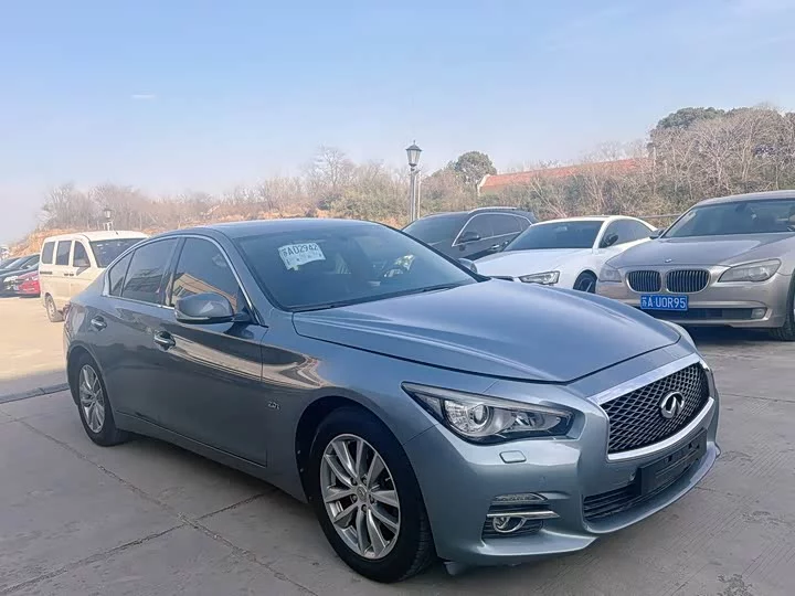 Infiniti Q50