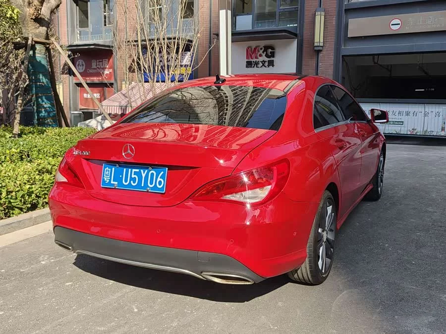 Mercedes-Benz CLA