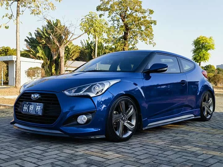 Hyundai Veloster
