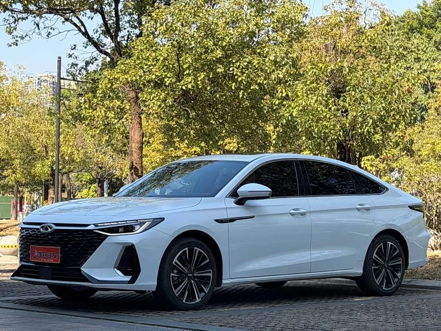 Chery Arrizo 8