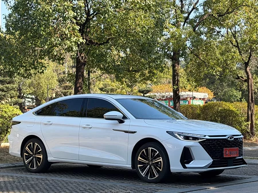 Chery Arrizo 8