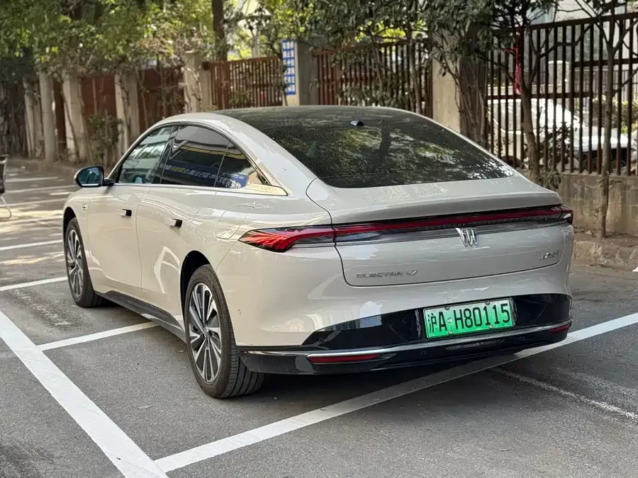 Buick Zhijing L7