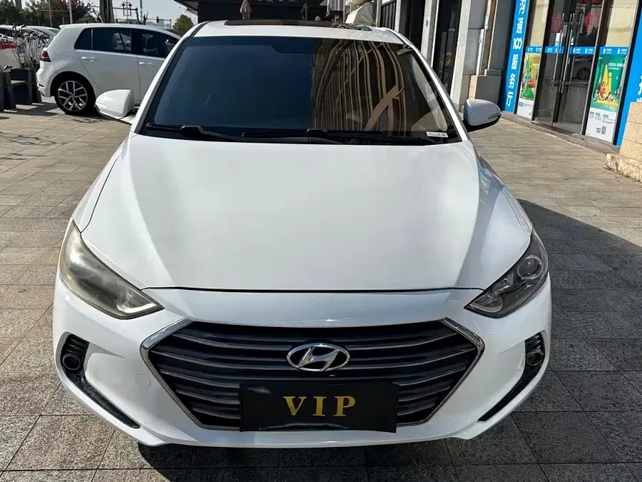 Hyundai elantra