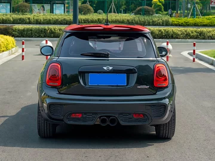 MINI JCW