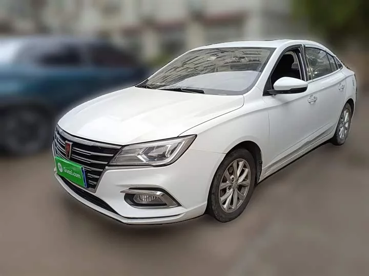 Roewe i5