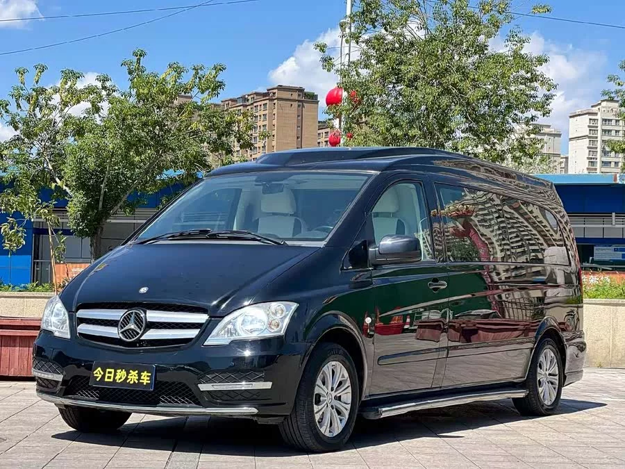 Mercedes Benz Vito