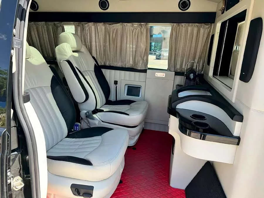 Mercedes Benz Vito