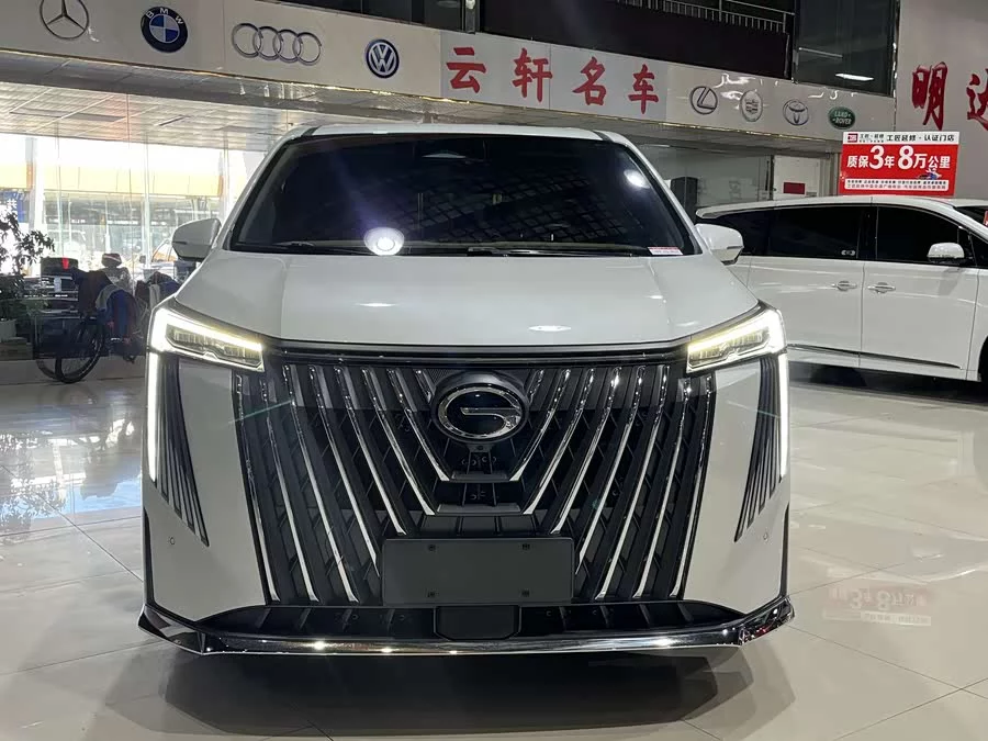 GAC Trumpchi M8