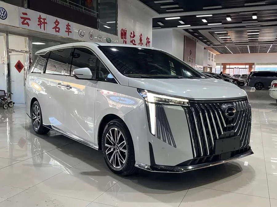 GAC Trumpchi M8