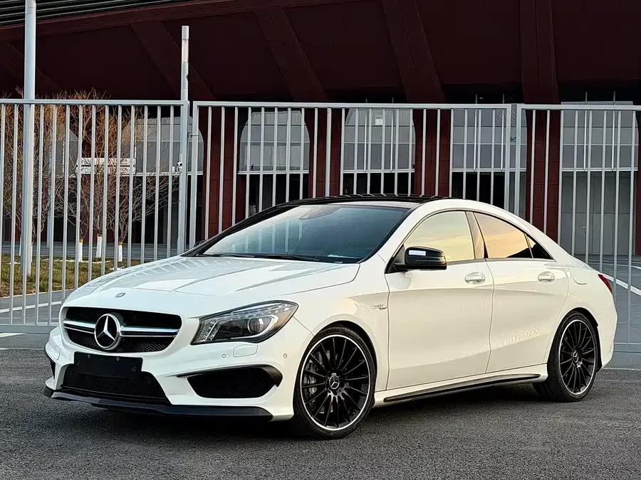 Mercedes Benz CLA AMG