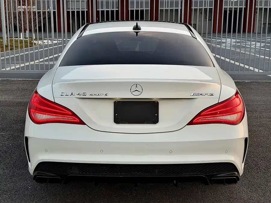 Mercedes Benz CLA AMG