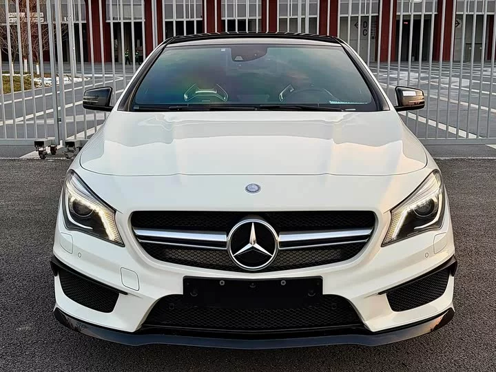 Mercedes-Benz CLA AMG