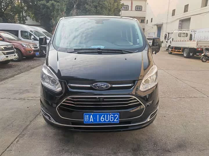 Ford Toureo