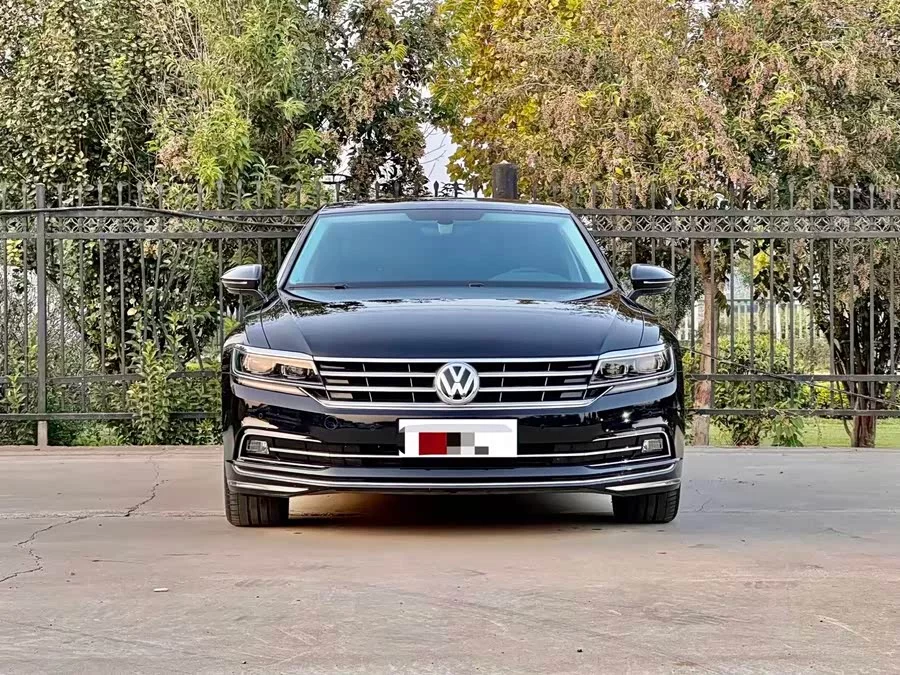 Volkswagen Phaeton / Phideon