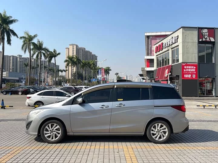 Mazda 5
