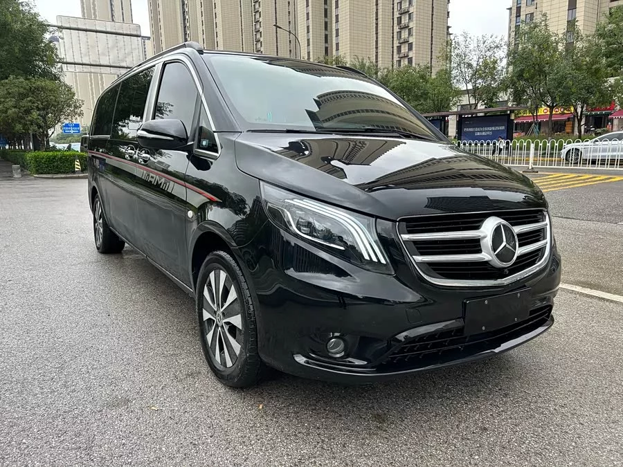Mercedes Benz Vito