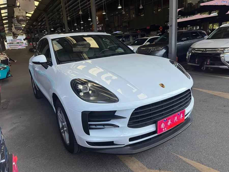 Porsche Macan