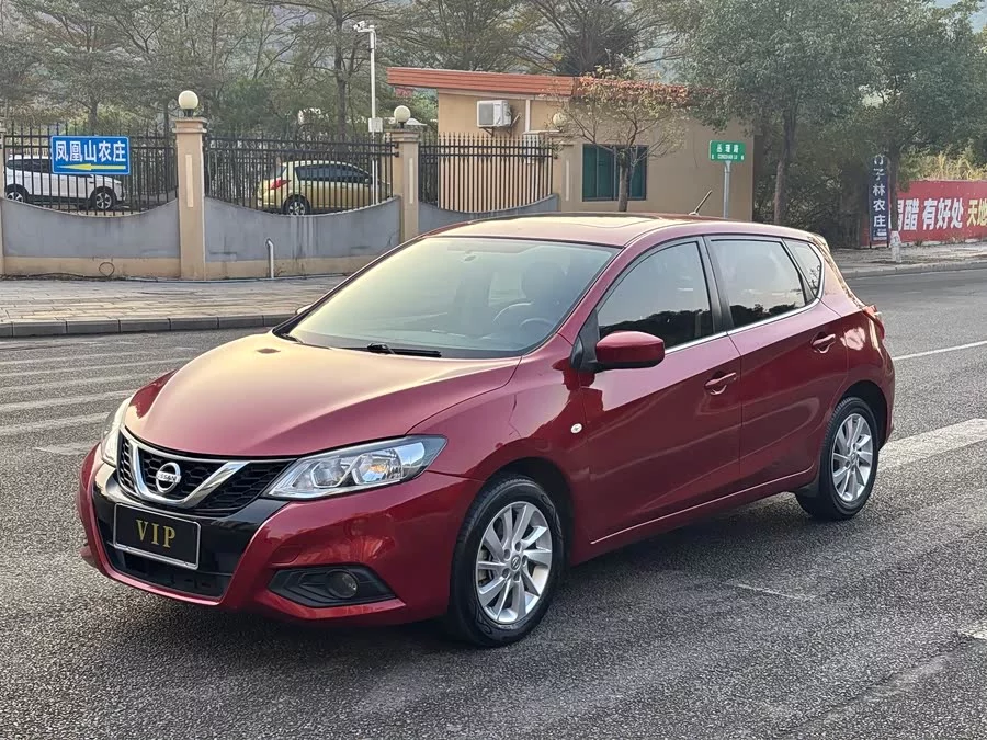 Nissan Tiida