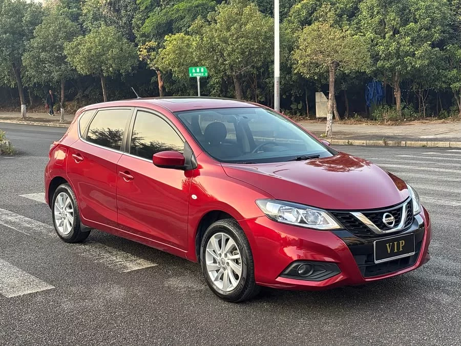 Nissan Tiida