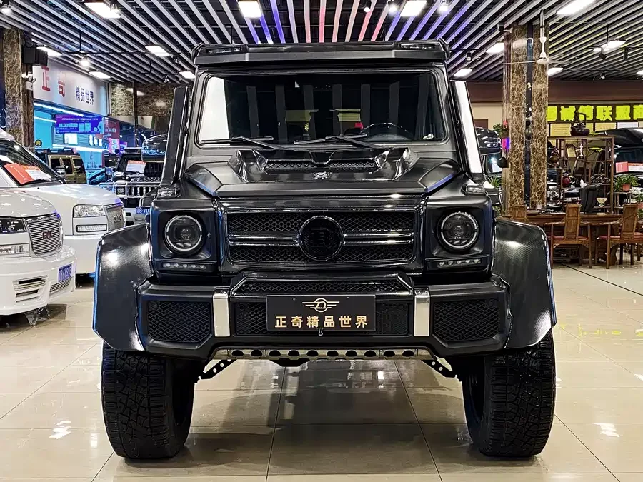 Mercedes Benz G-rated