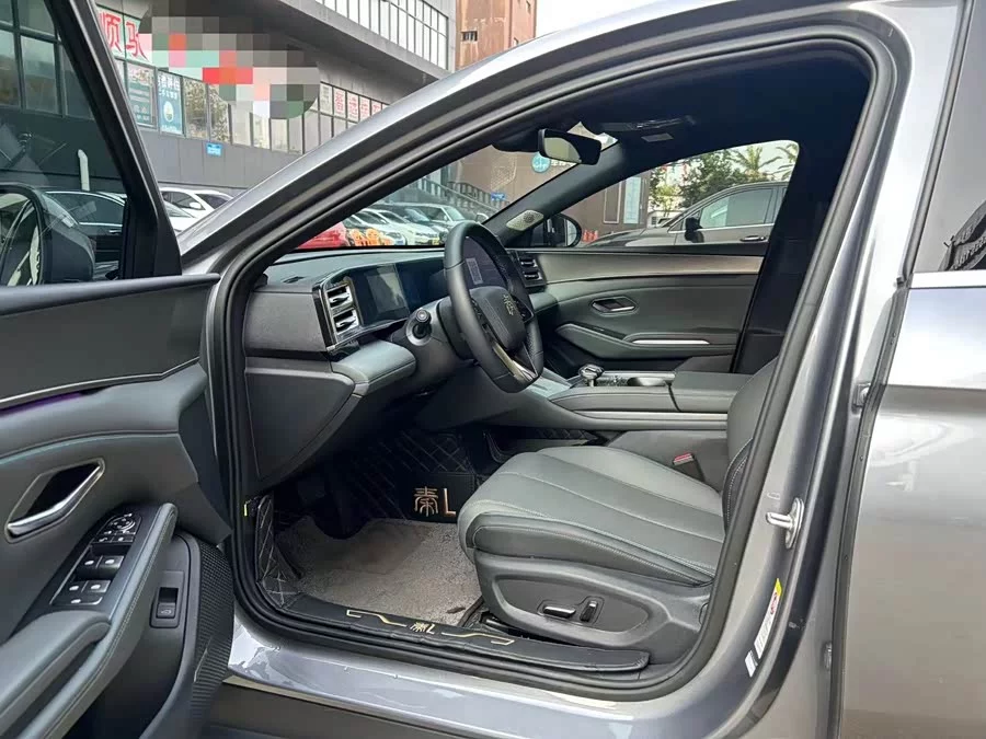 BYD Qin L