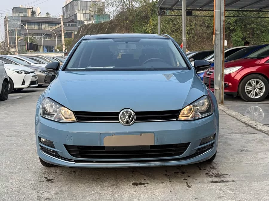 Volkswagen golf