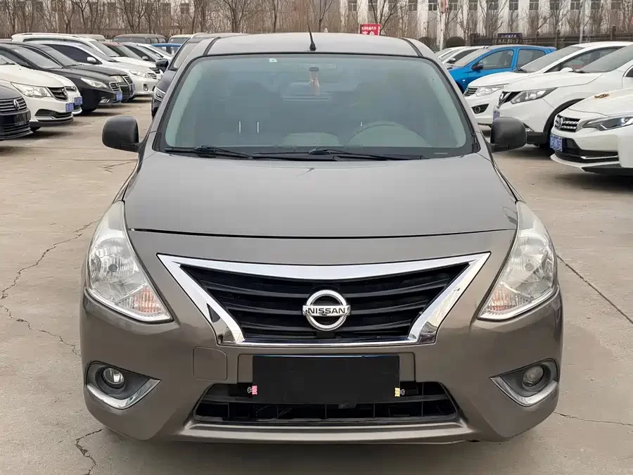 Nissan Sunny