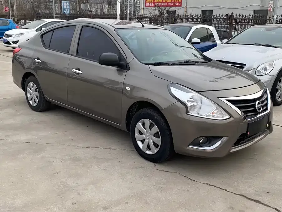 Nissan Sunny