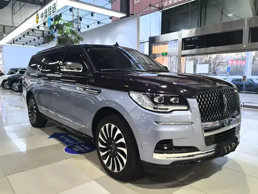 Lincoln Navigator One