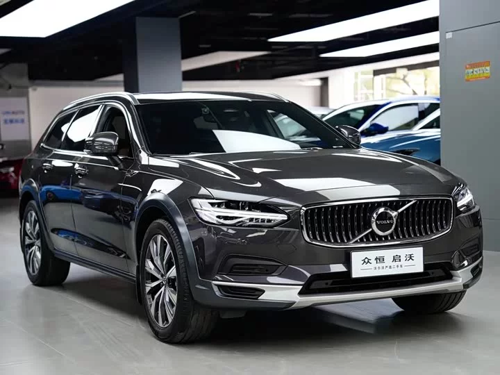 Volvo V90
