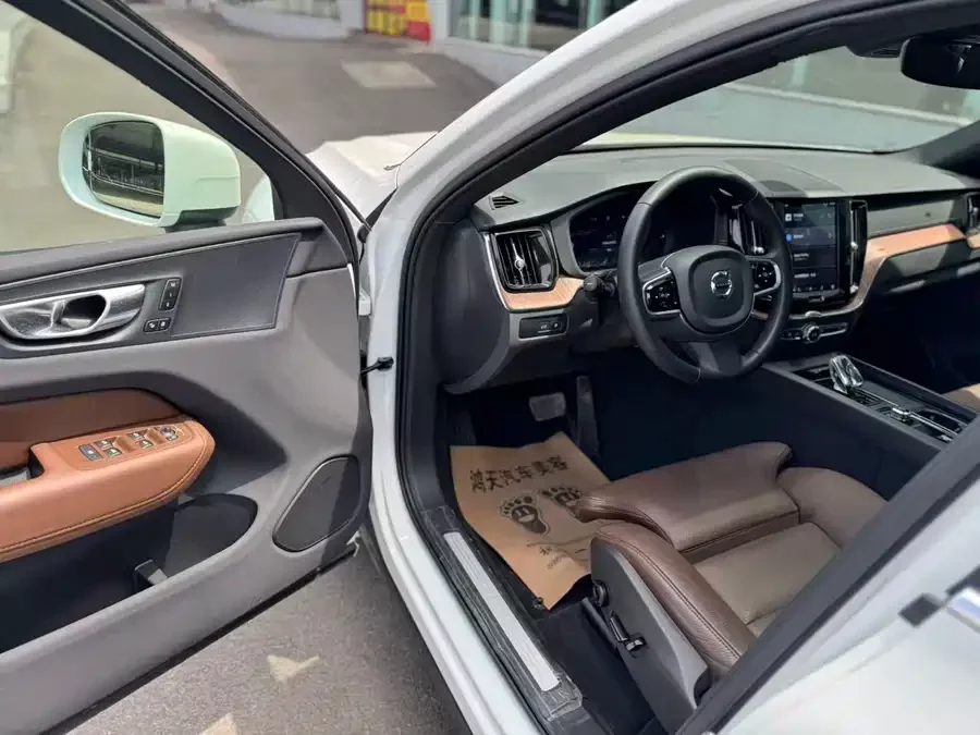 Volvo XC60 Plug-in Hybrid