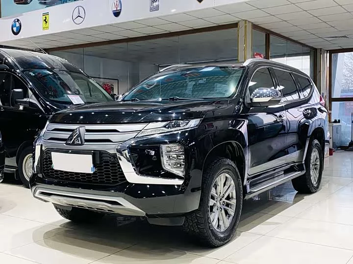 Mitsubishi Pajero Jinchang
