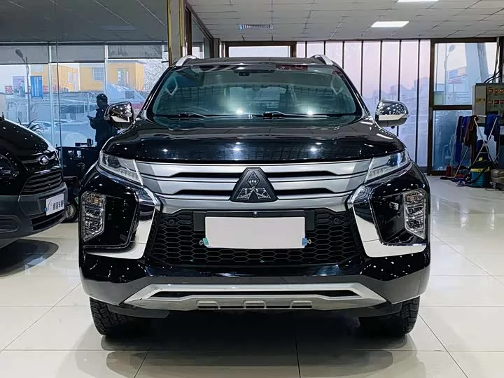 Mitsubishi Pajero Jinchang