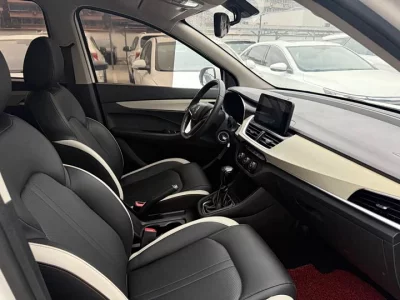 Baojun 360