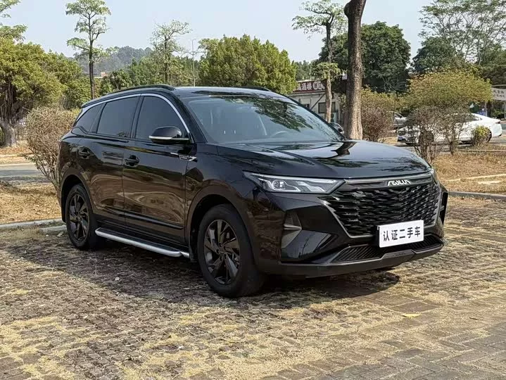 Dongfeng AX7
