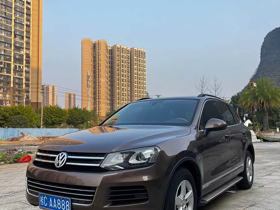 Volkswagen Touareg