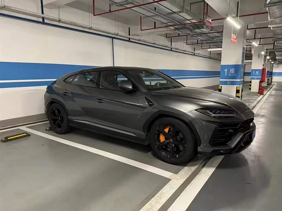 Lamborghini Urus